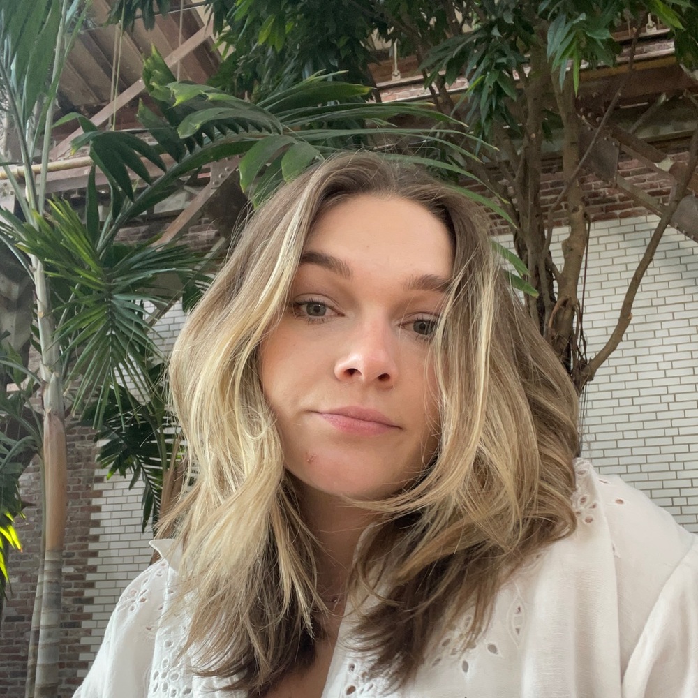 Meet your Posher, Julia